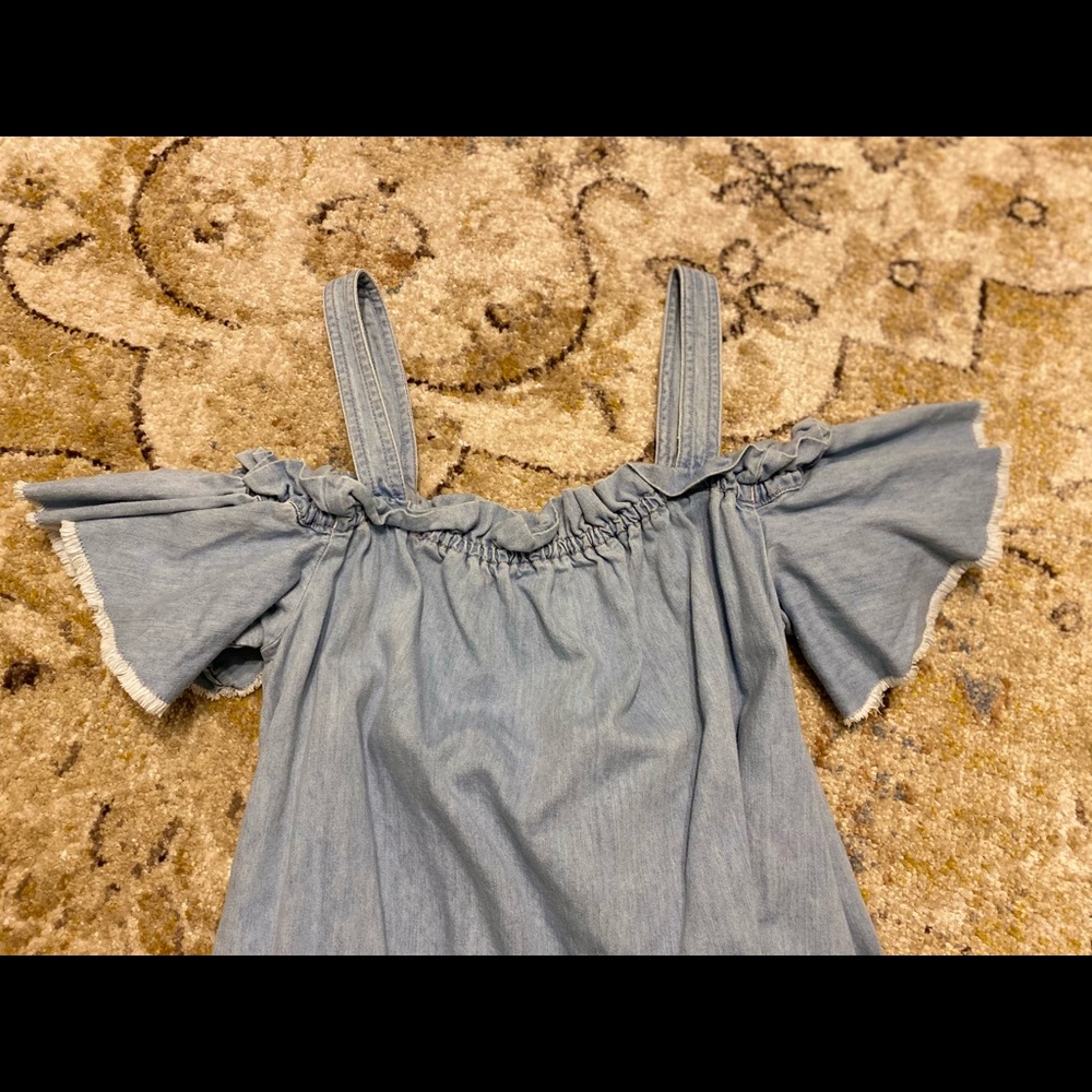 Cute denim dress!
